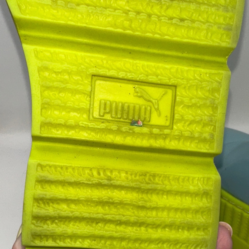Puma x Fenty Chelsea Platform Boots - Picture 8 of 9